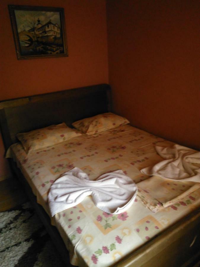 Къща Цвети-1 Трявна Hotell Bangeytsi Exteriör bild