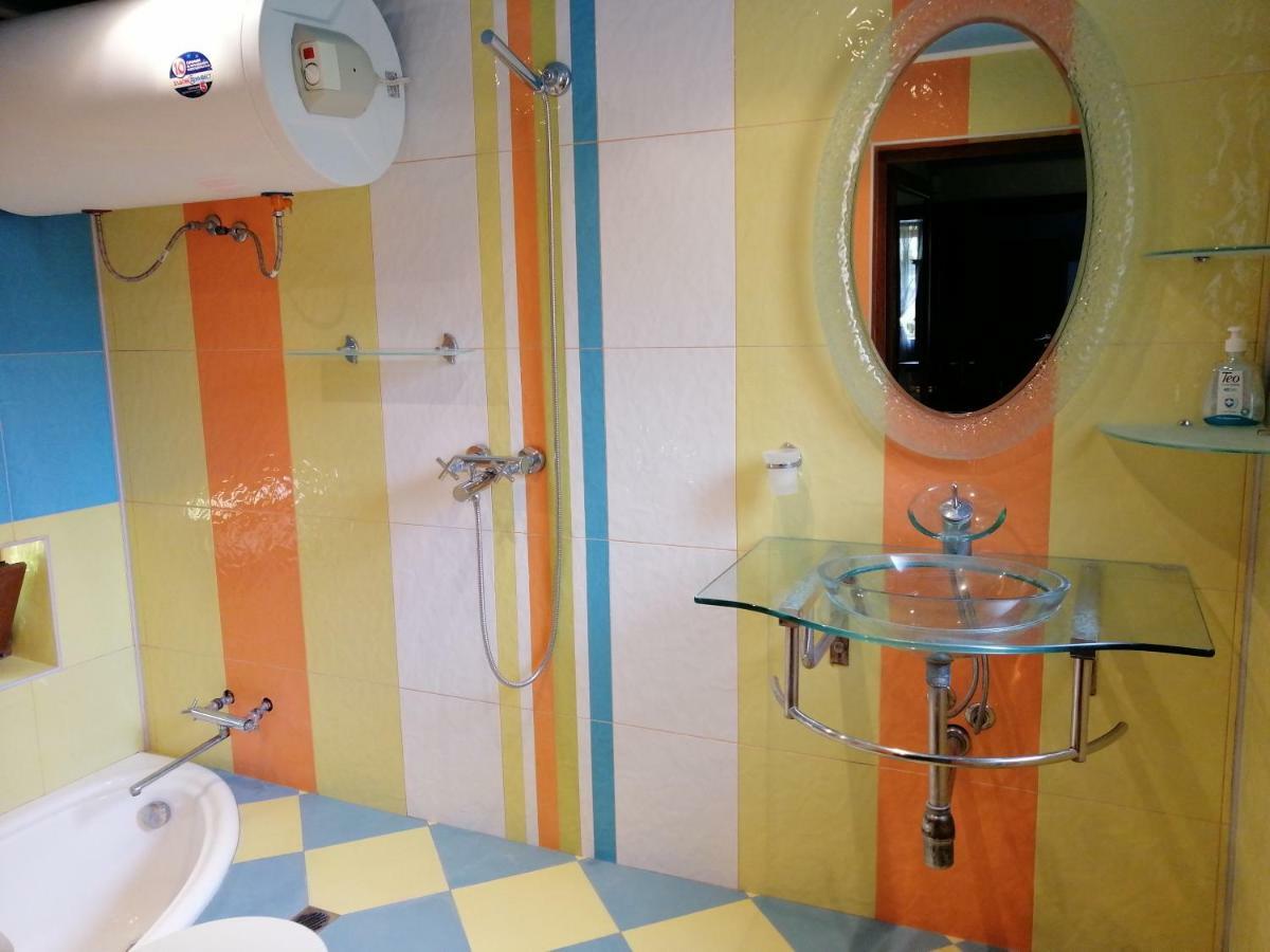 Къща Цвети-1 Трявна Hotell Bangeytsi Exteriör bild